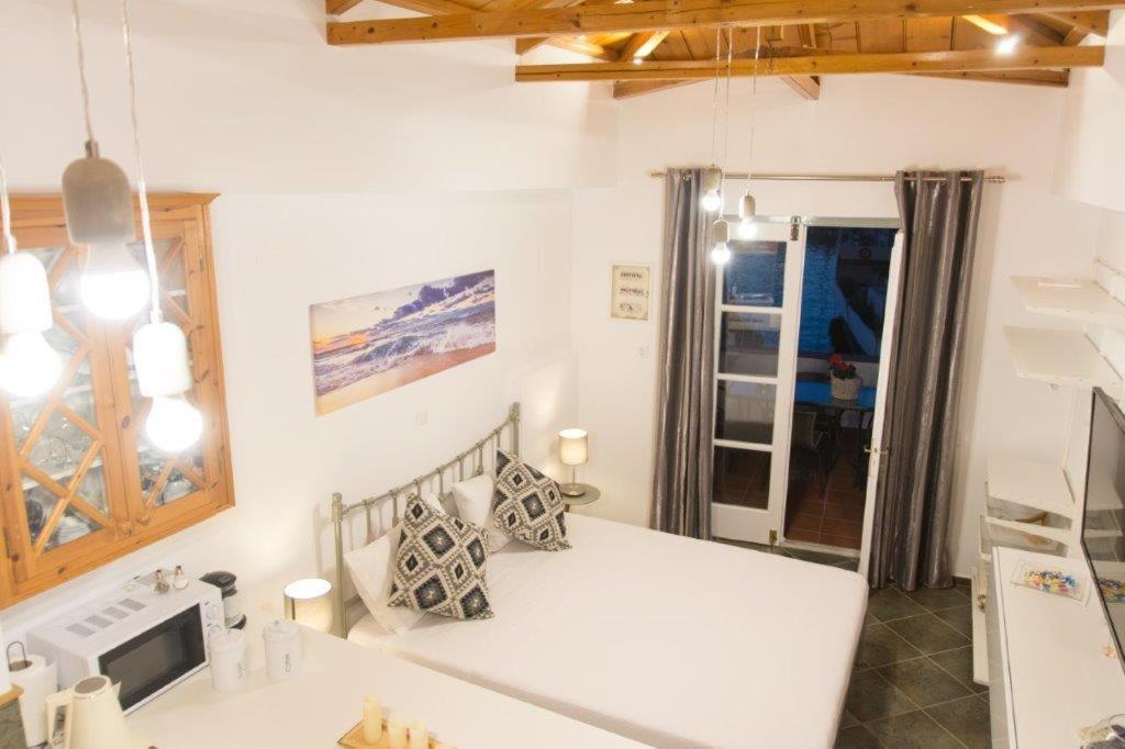 In Hydra Apartment Екстериор снимка