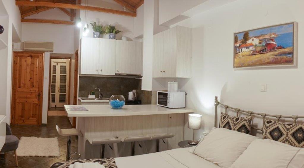 In Hydra Apartment Екстериор снимка