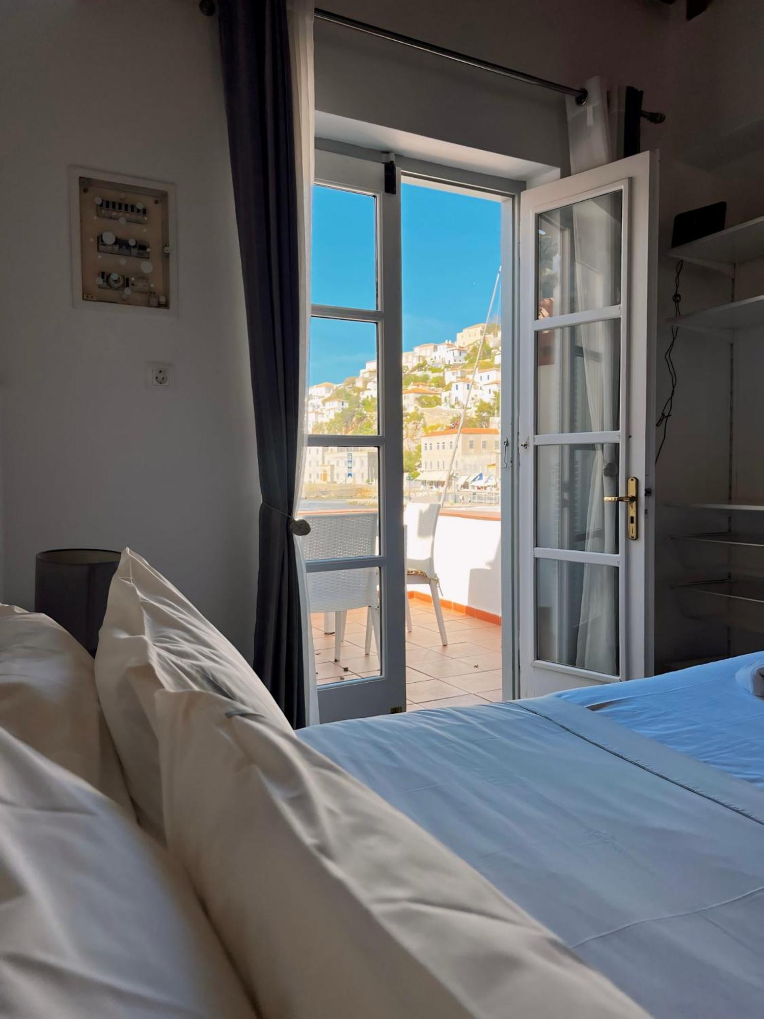 In Hydra Apartment Екстериор снимка