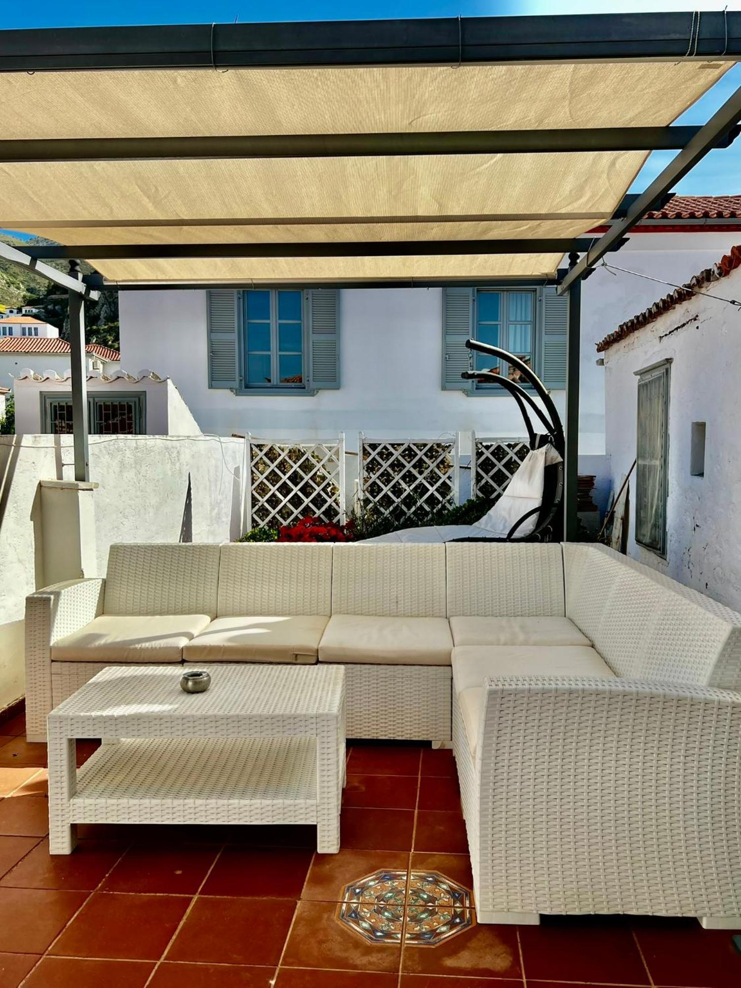 In Hydra Apartment Екстериор снимка